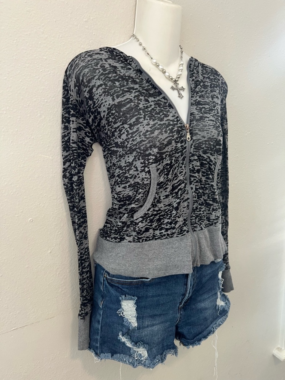 Arizona Jean Co Gray Black Zip Up Hoodie Size Small Lightweight Fitted - Picture 3 of 7